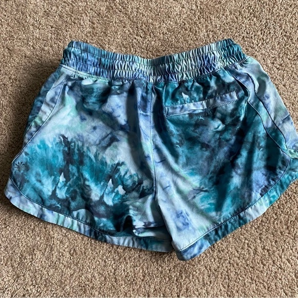 Athleta Girl | Bundle of Two Workout Athletic Shorts Blue Yellow Size Large 12 - Picture 3 of 9